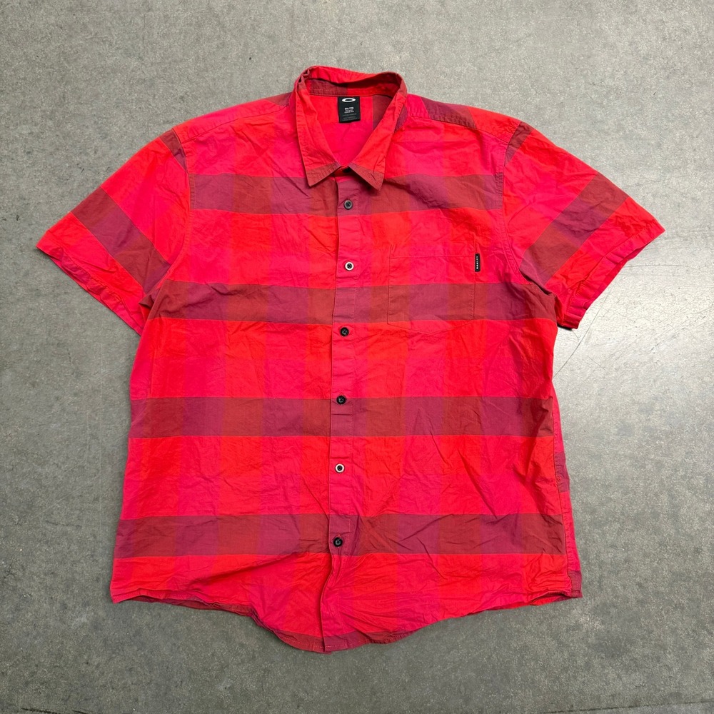Oakley Mens XXL Red Plaid Short Sleeve Button Up Shirt Regular Fit CA35460